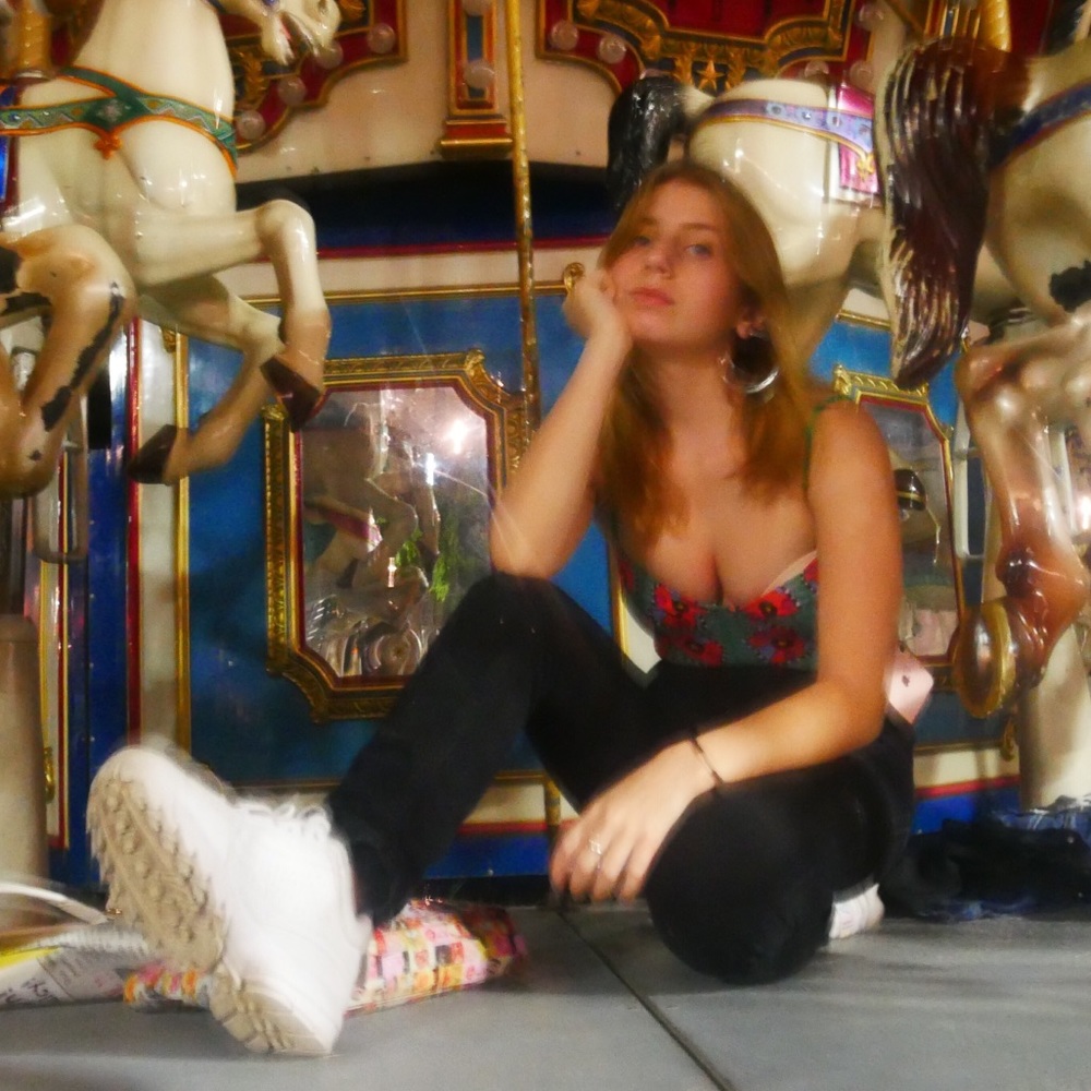 Meet your Posher, Rebecca